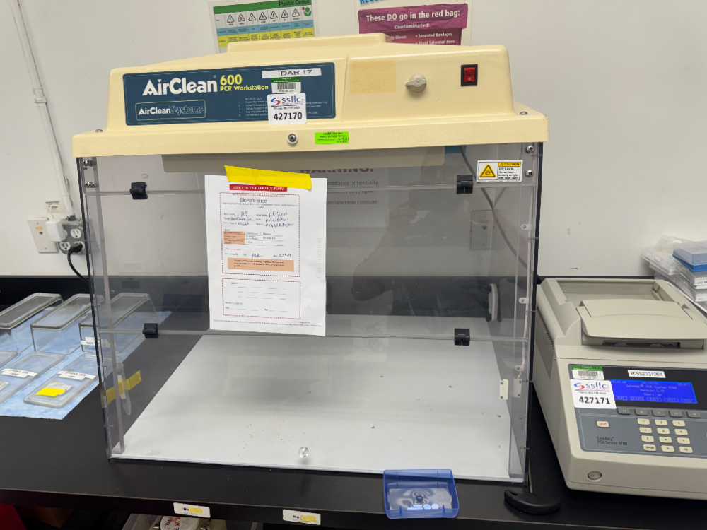 Image of AirClean 600 PCR Workstation